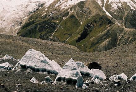 380 wideBaltoro Glacier.JPG