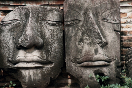 buddha faces ayutthaya.jpg