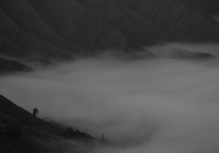 mist in crater 1.jpg